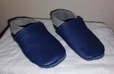 Puschen blau Größe 25